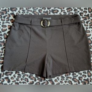 Never Worn New NYCC Shorts with Faux Belt Size 14